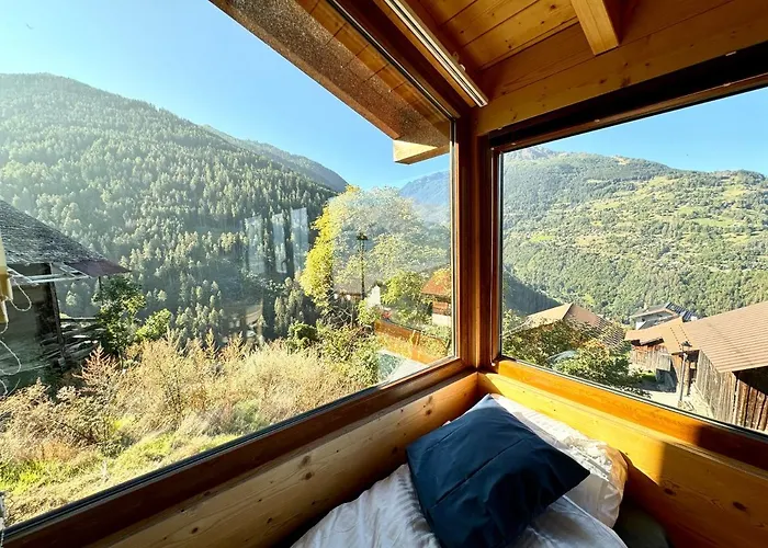 Rue De La Chapelle 24, 1993 Nendaz, Switzerland * 베이소나츠