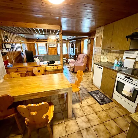 Rue De La Chapelle 24, 1993 Nendaz, Switzerland 베이소나츠